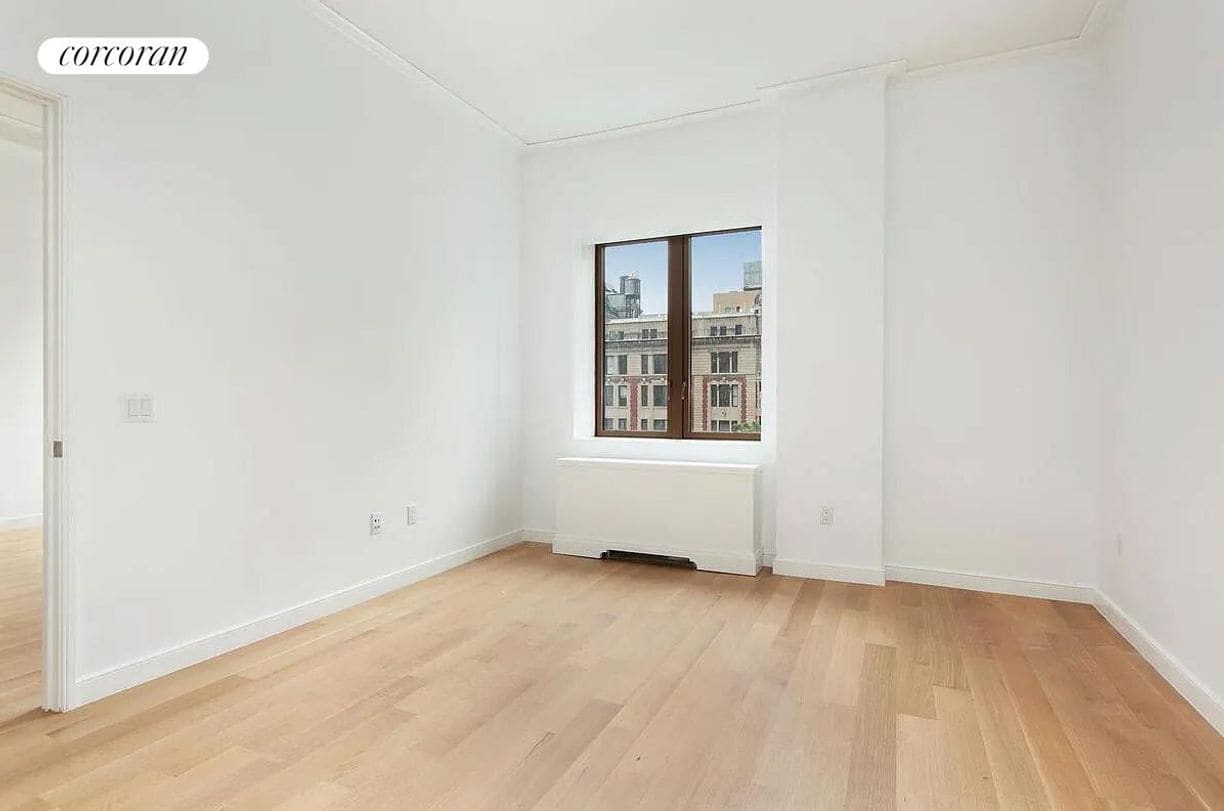 Foto del edificio - 225 E 19th St