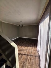 Building Photo - 2220 Woodridge Ln