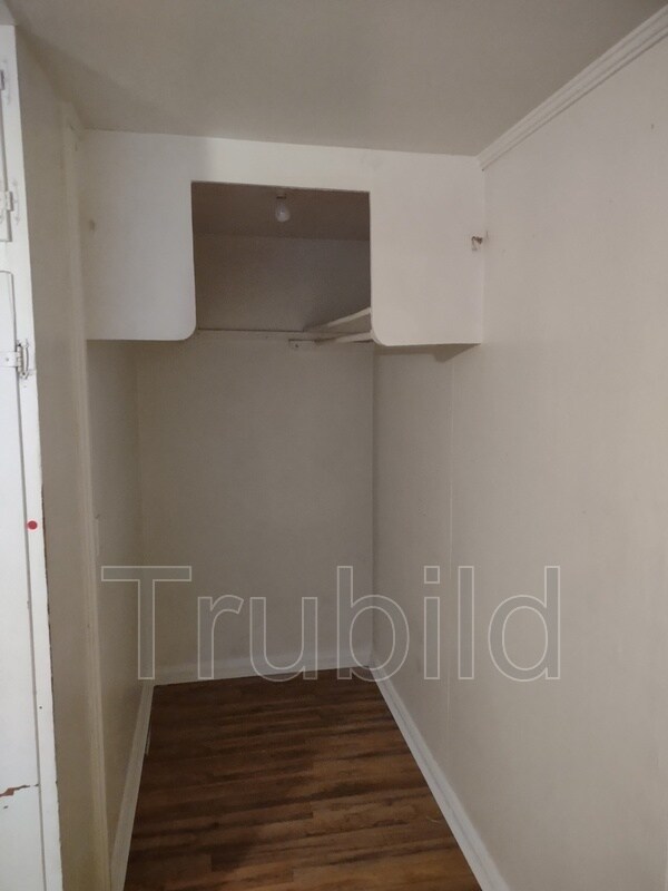 Building Photo - 3423 Navajo St