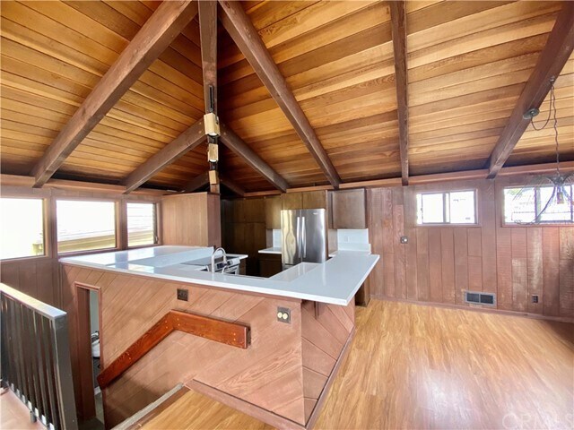 Foto del edificio - 2322 Pacific Dr