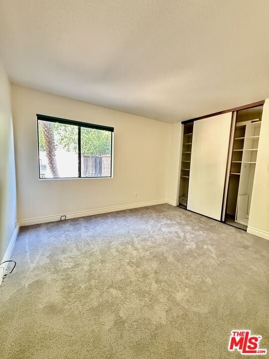 Foto del edificio - 30402 Penrod Dr