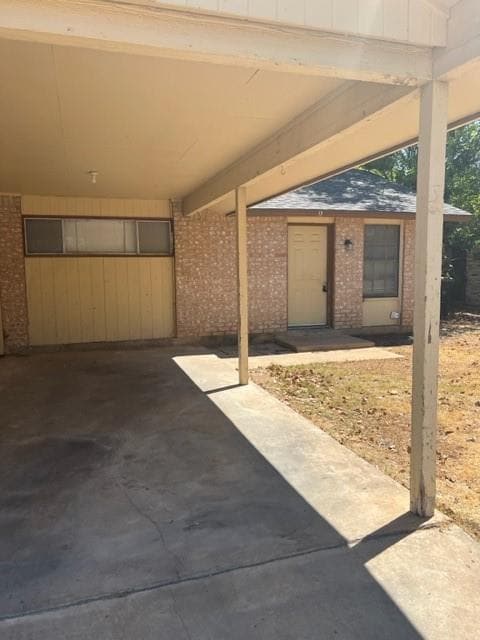 Building Photo - 2401 Parker Cir