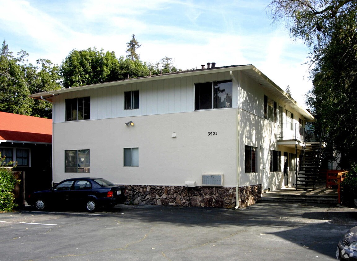 Building Photo - 3922 Canon Ave
