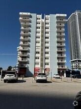 Building Photo - 1801 S Ocean Dr