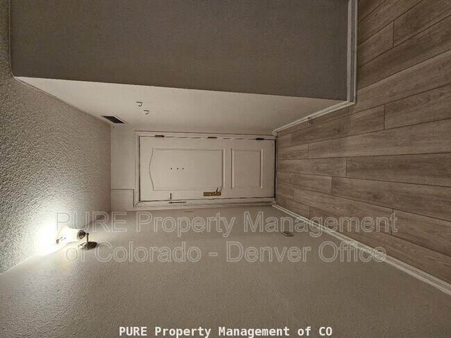 Building Photo - 1020 15th St