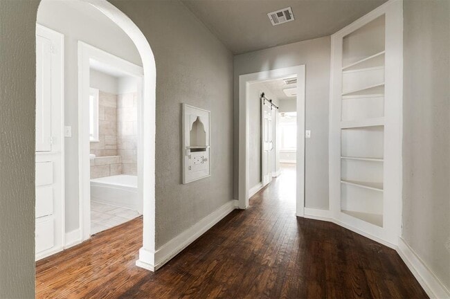 Foto del edificio - 2555 NW 20th St