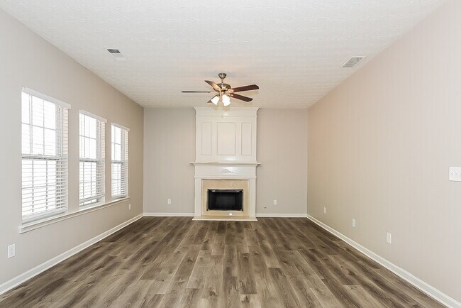 Building Photo - 135 Greenland Dr