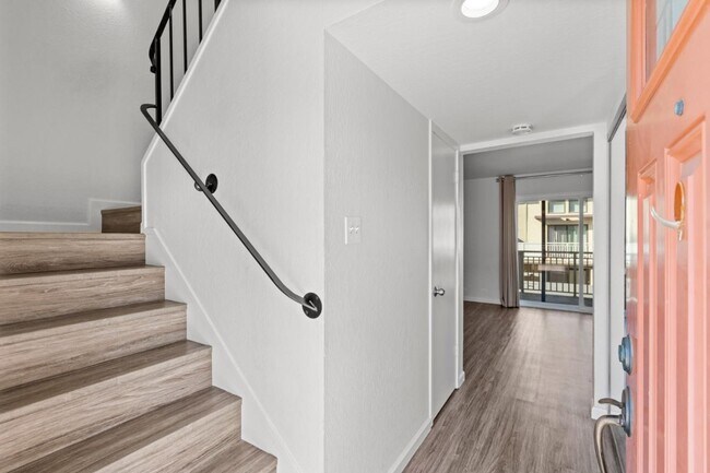 Foto del edificio - 6213 Admiralty Ln