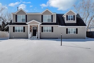 Building Photo - 24 Arbor Ln