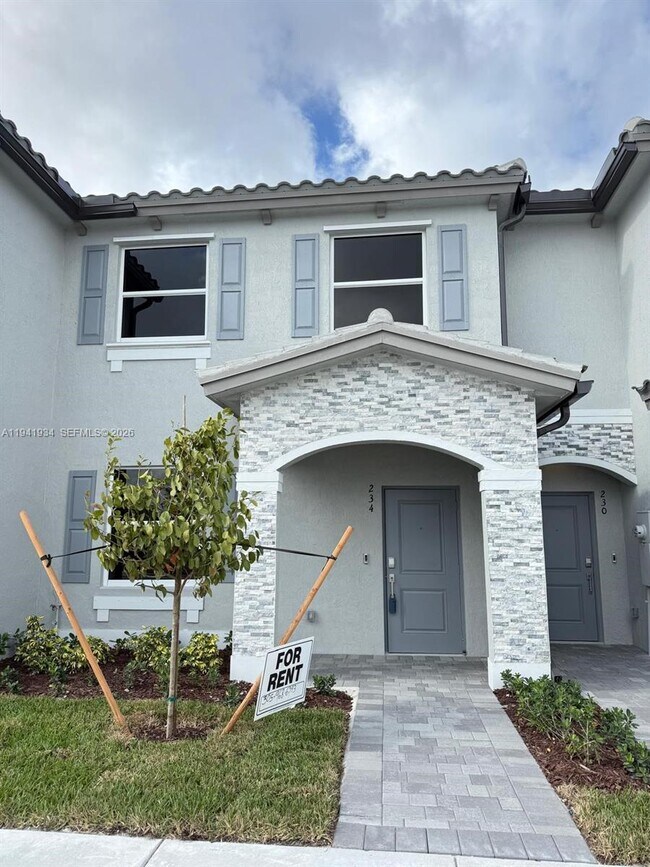 Foto del edificio - 234 SE 10th St