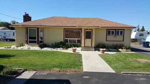 Building Photo - '55 And Over Community.  ' The Only Home i...