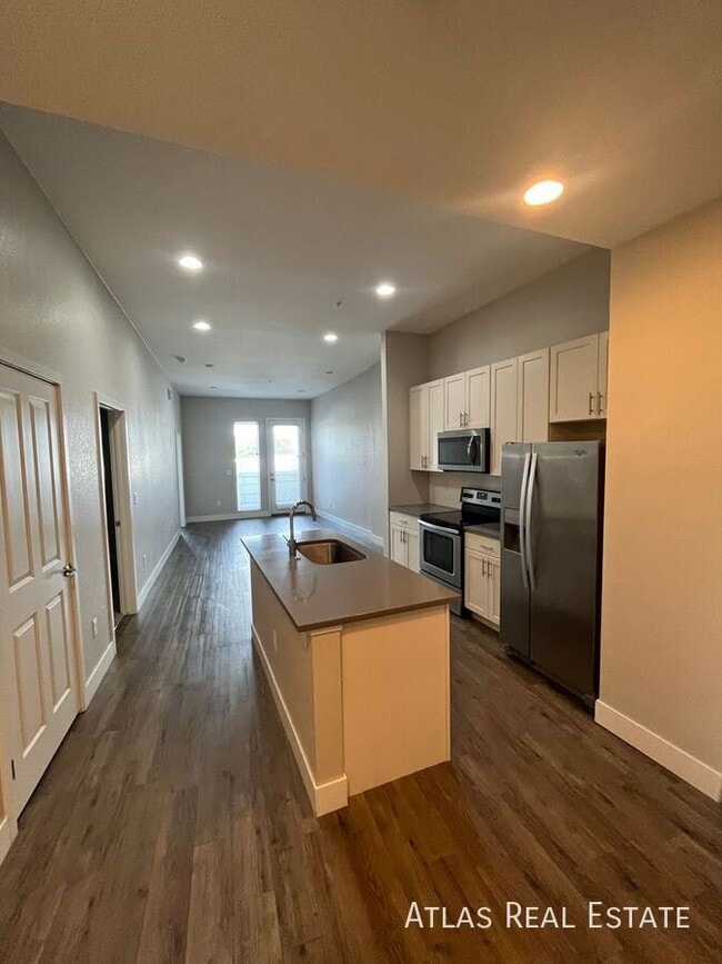 Photo - 2905 W 25th Ave Apartment