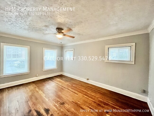 Foto del edificio - Call 330-529-5476 To Schedule A Showing! F...