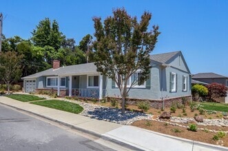 Building Photo - 1700 Quesada Way