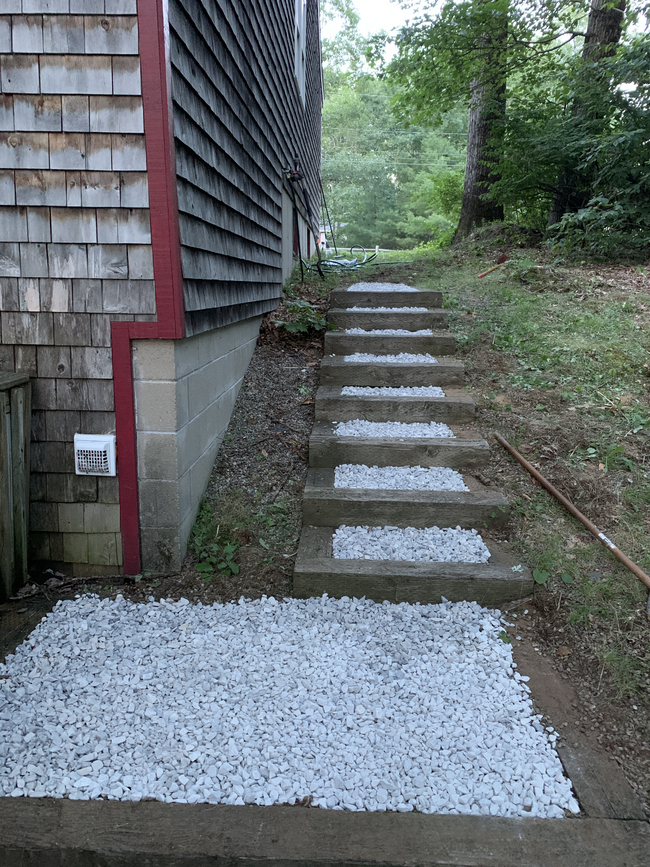 Walkway to Unit B (2) - 194 Westview Dr