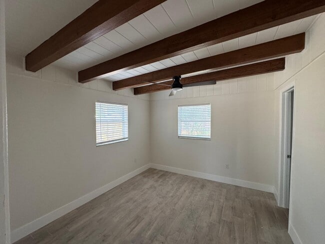 Building Photo - 1216 E 138th Ave