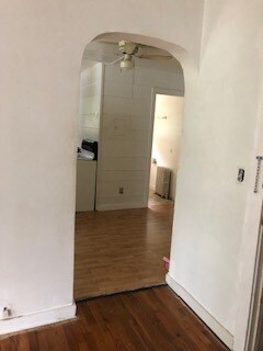 Dining room - 243 W Allegan St