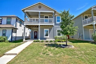 Building Photo - 317 Clearlake Dr