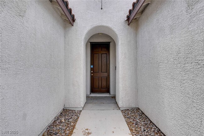 Building Photo - 4409 Santa Clarita Ave