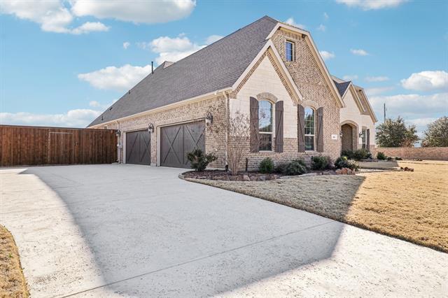 Building Photo - 901 Bluebonnet Dr