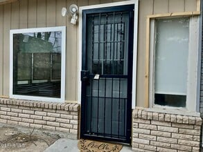 Building Photo - 1203 Madeline Dr