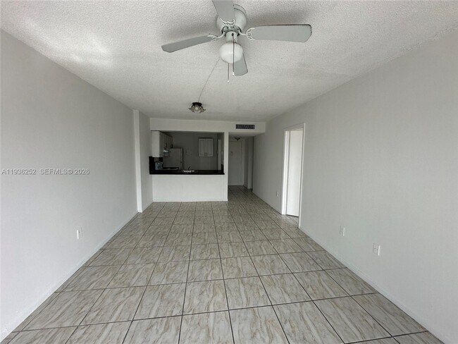 Foto del edificio - 16465 NE 22nd Ave