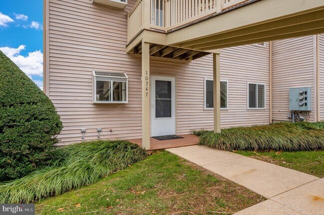 Building Photo - 10247 Redtail Ct