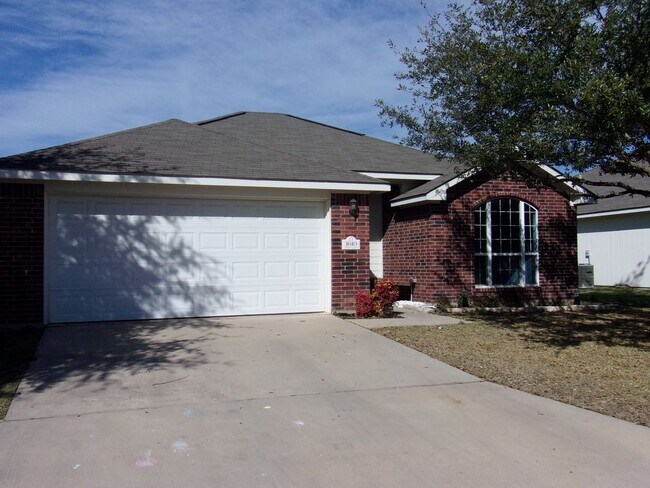 Building Photo - 3 BEDROOM, BELTON ISD
