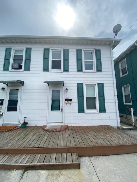 Building Photo - 348 Maple Ave