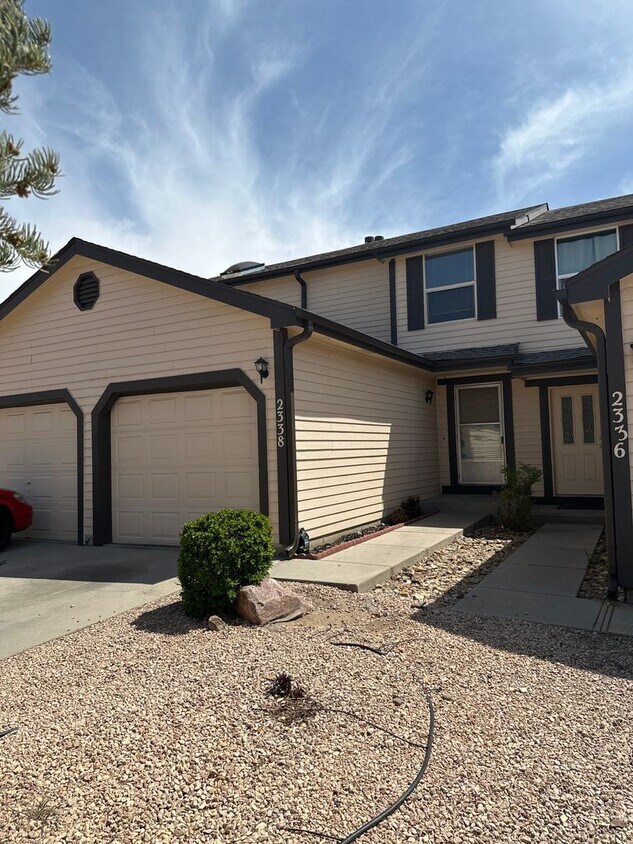 Primary Photo - Two-story 2BD/1.5BA Lexington Village Town...