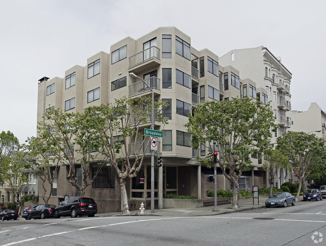 Building Photo - 1790 Broadway