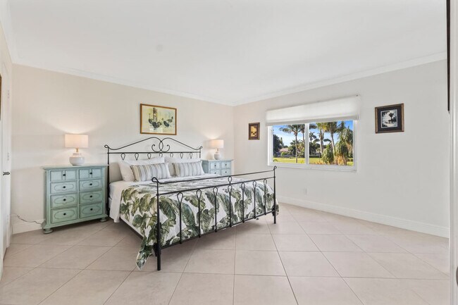 Building Photo - 180 Pebble Beach Blvd