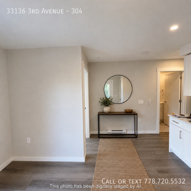 Building Photo - 2 Bedroom Apartment