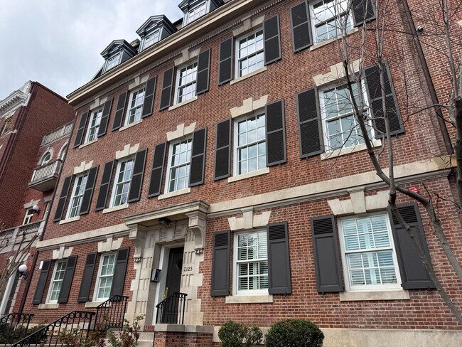 Foto del edificio - 2125 S St NW