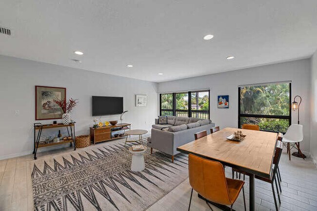 Building Photo - 13334 Polo Club Rd