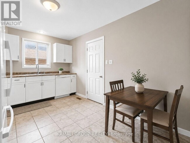 Building Photo - 50 McConkey Pl
