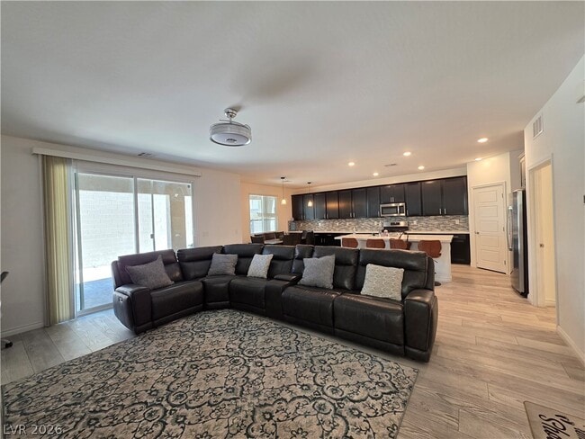 Foto del edificio - 2990 Overlook Brk St