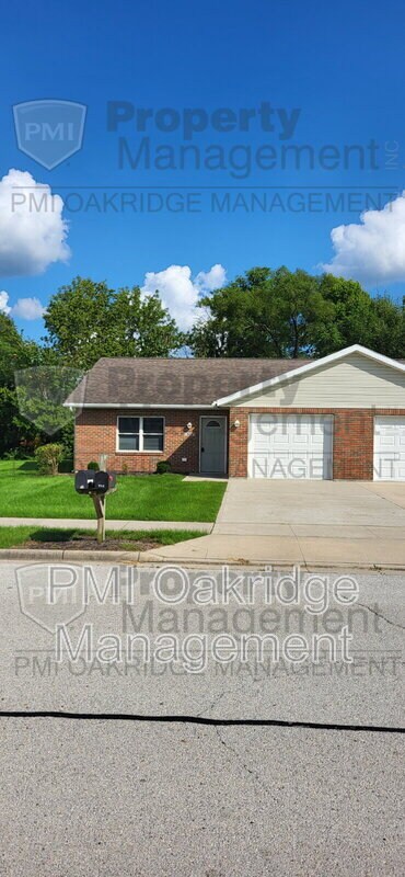 Foto del edificio - 740 Meadow Glen Ave