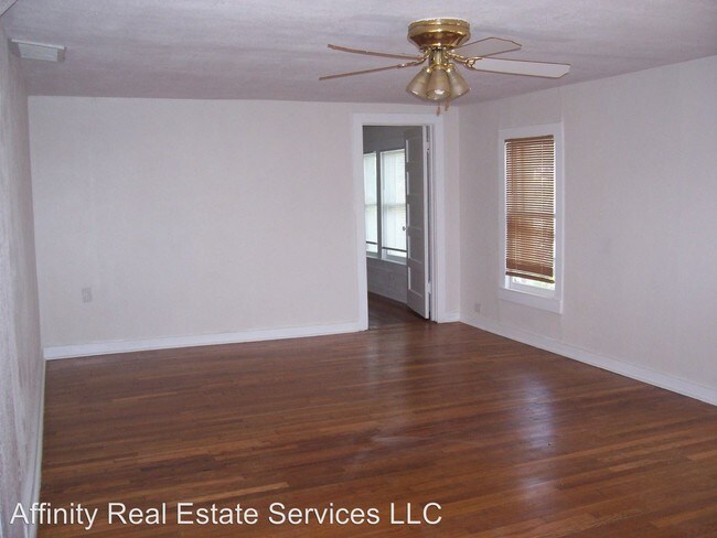 Building Photo - 3 br, 1 bath House - 2418 Legion