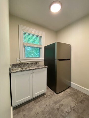 Building Photo - 29 S Pine St