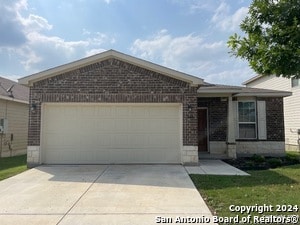 Building Photo - 208 Texas Thistle