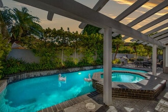 Building Photo - 3672 Seascape Dr