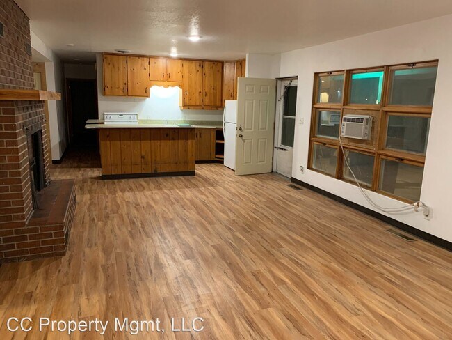 Building Photo - 3 br, 2 bath House - 311 Parker Dr