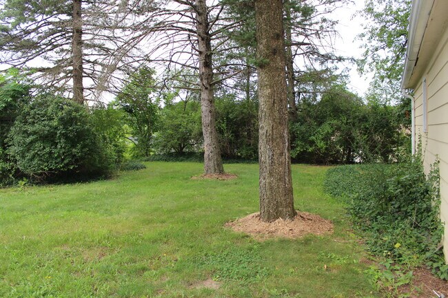 Foto del edificio - 1332 Sutherland Ave