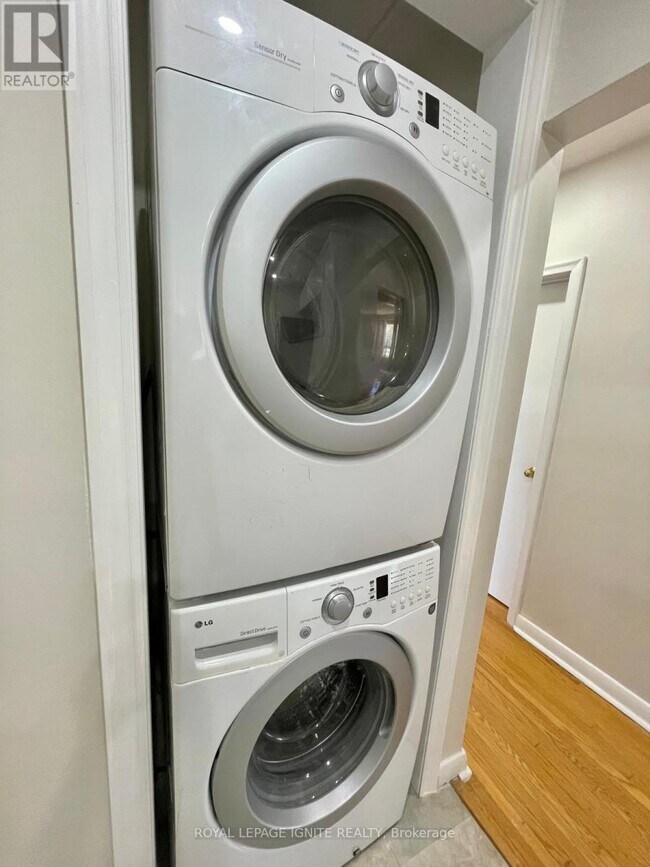 Photo du bâtiment - 39 Greenock Ave