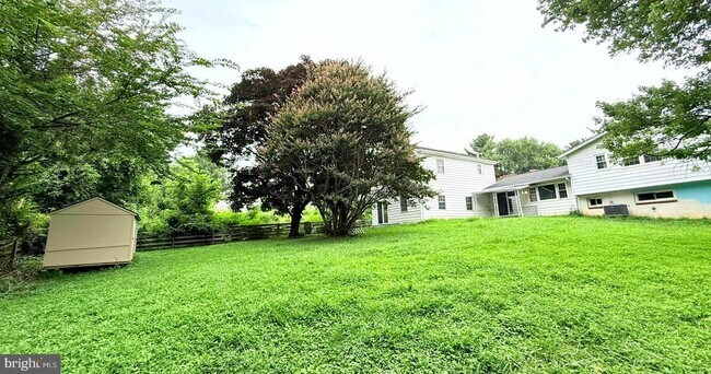 Foto del edificio - 17624 Wheat Fall Dr