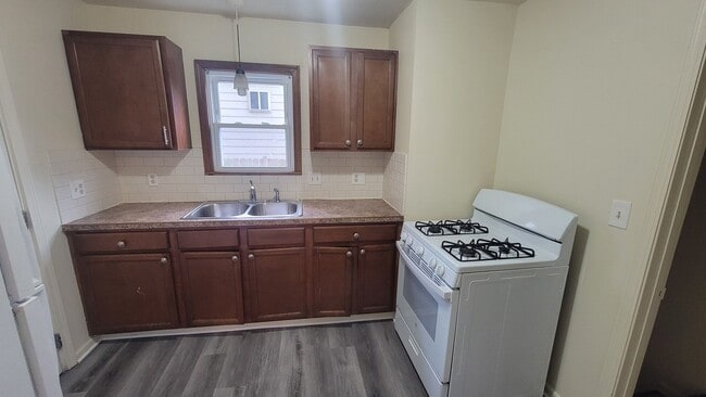 Foto del edificio - 955 Concord Ave