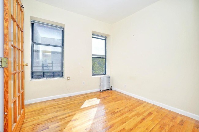 Foto del edificio - 43 Oliver St