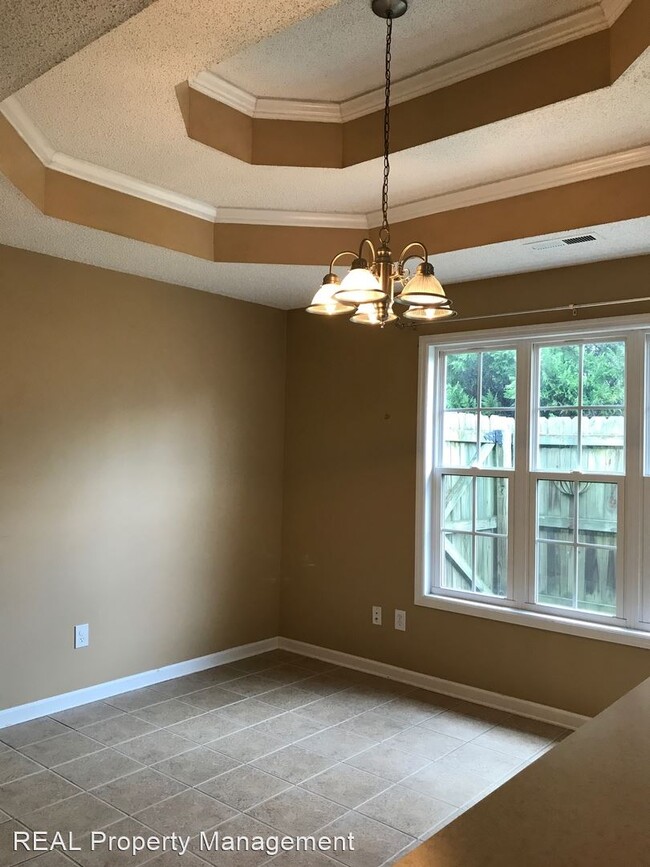 Building Photo - 3 br, 2.5 bath House - 183 Timber Oak Rd