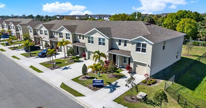 Building Photo - Amore Village Townhomes